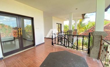 KBP1488 Charming villa with large garden Located in the villa complex area.