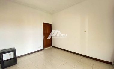 KBP1488 Charming villa with large garden Located in the villa complex area.