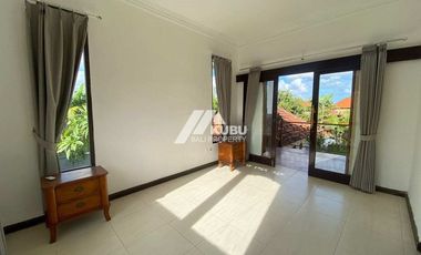 KBP1488 Charming villa with large garden Located in the villa complex area.