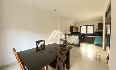 KBP1488 Charming villa with large garden Located in the villa complex area.