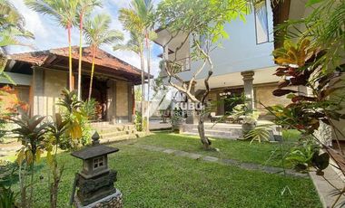 KBP1488 Charming villa with large garden Located in the villa complex area.