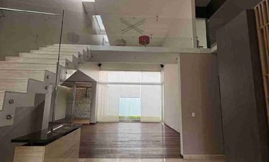 Renta casa en Jurica