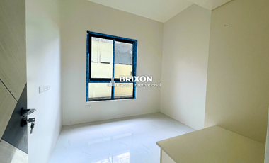 5-Bedroom Modern Bungalow House with Pool for Sale San Fernando Angeles City