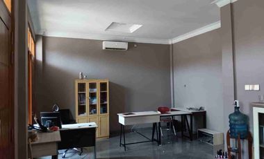 DIJUAL RUMAH COCOK BUAT USAHA BU-BUB TENGGAH KOYA YOGYAKARTA