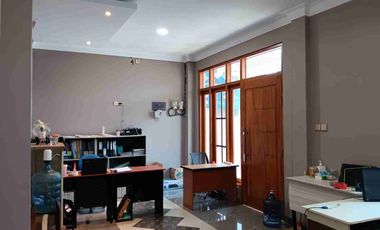 DIJUAL RUMAH COCOK BUAT USAHA BU-BUB TENGGAH KOYA YOGYAKARTA