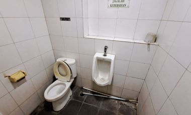 Sewa Rukan/Ruko 3 Lantai di Pinggir Jalan Protokol MT Haryono Tebet