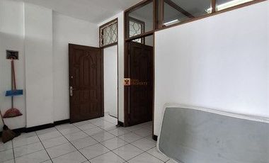 Ruko Strategis Di Pinggir Jalan Utama, Disewa Ruko Tanjung Selor 4,5 Lantai Unfurnish Belakang ITC Roxy Cocok Untuk Office & Klinik Jakarta Barat