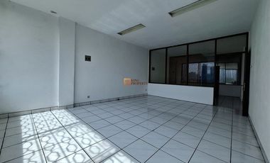 Ruko Strategis Di Pinggir Jalan Utama, Disewa Ruko Tanjung Selor 4,5 Lantai Unfurnish Belakang ITC Roxy Cocok Untuk Office & Klinik Jakarta Barat