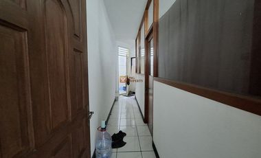 Ruko Strategis Di Pinggir Jalan Utama, Disewa Ruko Tanjung Selor 4,5 Lantai Unfurnish Belakang ITC Roxy Cocok Untuk Office & Klinik Jakarta Barat