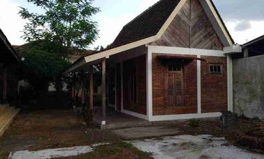 Jual Rumah dan Tanah  Luas di Lokasi Dalam Kota Dekat Ke Malioboro Yogyakarta, DIY