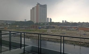 2 Ruko Jejer Baru Gress Grand Eastern Surabaya Timur