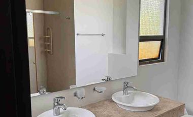 SE VENDE HERMOSA CASA EN CHINAUTA FUSAGASUGA.