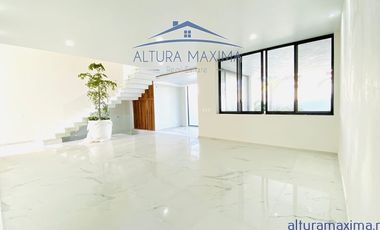 Casa Nueva en Renta Villa Verona Zapopan