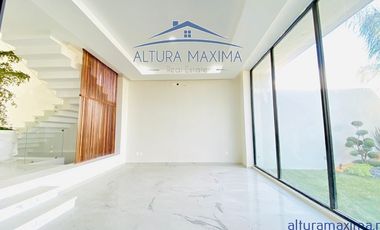 Casa Nueva en Renta Villa Verona Zapopan