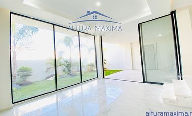 Casa Nueva en Renta Villa Verona Zapopan