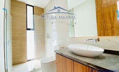 Casa Nueva en Renta Villa Verona Zapopan