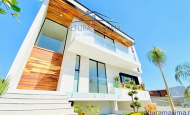 Casa Nueva en Renta Villa Verona Zapopan