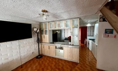 Se Vende Casa Luminosa En Sargento Alberto Cobo, Maipú