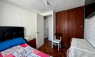 Se Vende Casa Luminosa En Sargento Alberto Cobo, Maipú