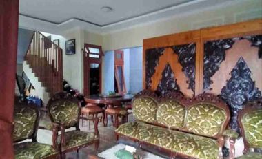 Rumah Bagus 2lt Bangunan Kokoh di Jenengan Sawit