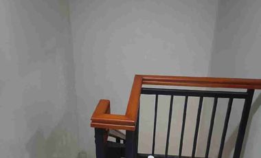 Dijual Cepat Rumah 2 Lantai Galuh Mas Cluster Courtyard Karawang