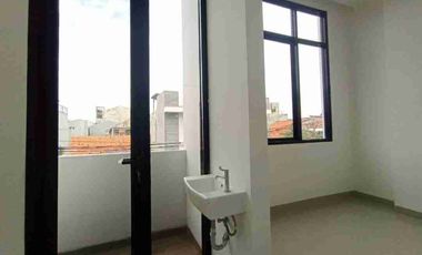 Di Jual Cepat Rumah di Kemayoran Siap Huni Promo Akhir Tahun