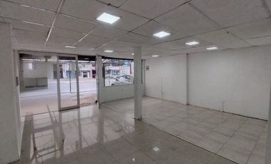 Local Comercial Renta - Av 10 de Agosto y Corea