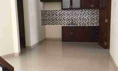 Disewakan Rumah Siap Huni Dekat Tol dan Pasmod BSD Anggrek Loka Tangsel, Vn