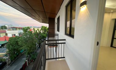 Two Bedroom Corner Unit Apartment for Rent in Pasig