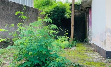 Rumah di kompleks perumahan senteluk batu layar