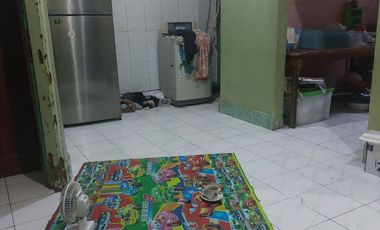 Rumah Ruko di pinggir jalan babakan kota Mataram