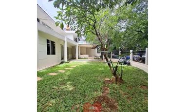 Rumah Bagus Lokasi Strategis di Kebayoran Baru, Jakarta Selatan