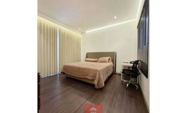 Rumah Bagus Lokasi Strategis di Kebayoran Baru, Jakarta Selatan