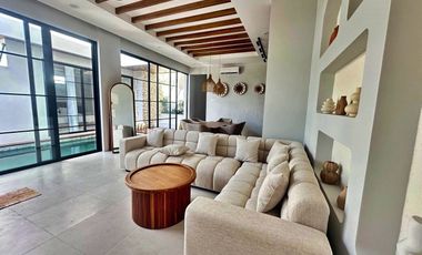 LUXURY 3 BEDROOMS VILLA IN CANGGU