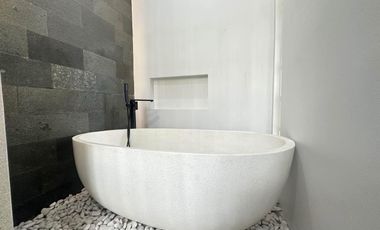 LUXURY 3 BEDROOMS VILLA IN CANGGU