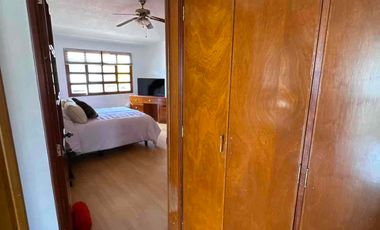 Hermosa Casa con Ampliaciones En Venta