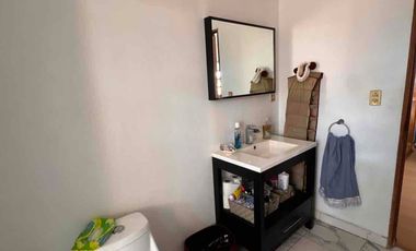 Hermosa Casa con Ampliaciones En Venta