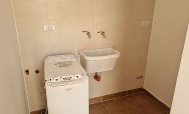 ALQUILO DEPARTAMENTO DE 2 PLANTAS CON ASADOR Y QUINCHO. BELGRANO AL 1600.