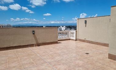 ALQUILO DEPARTAMENTO DE 2 PLANTAS CON ASADOR Y QUINCHO. BELGRANO AL 1600.