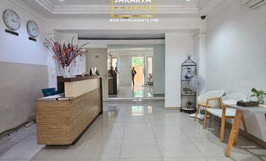 Exclusive Expat Guest House in Wijaya, Kebayoran Baru . Prime Income Property with 80–90% Occupancy