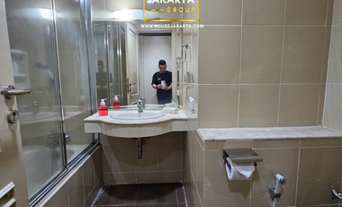 Exclusive Expat Guest House in Wijaya, Kebayoran Baru . Prime Income Property with 80–90% Occupancy