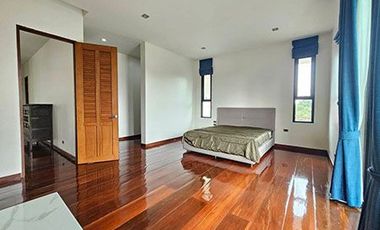 Pool Villa House for sale , Near Big C Donjun Chiangmai , Chaisatarn Saraphi