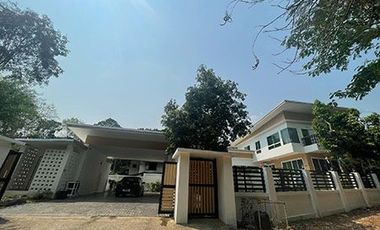 Pool Villa House for sale !! at Suthep near Cmu and BaanKangWad.
