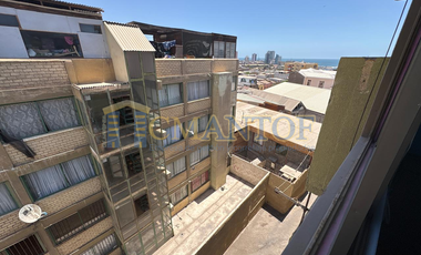 Venta departamento 3 dormitorios a pasos del centro vista parcial al mar, calle Valdivia
