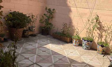 Casa en venta para remodelar en Vista Hermosa