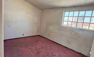 Casa en venta para remodelar en Vista Hermosa