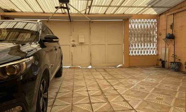 Casa en venta para remodelar en Vista Hermosa