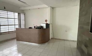 Local Comercial amplio planta baja y planta alta Paseo Tabasco diversos giros