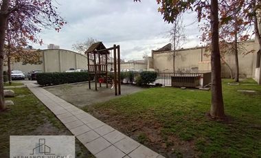 Dpto. 3 Dorm / 2 Baños / 1 Bod. Santiago Centro.-