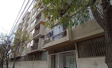Dpto. 3 Dorm / 2 Baños / 1 Bod. Santiago Centro.-